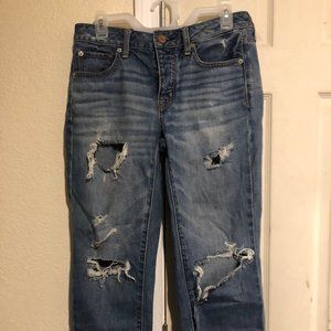 American Eagle Boy Crop Distressed Jeans